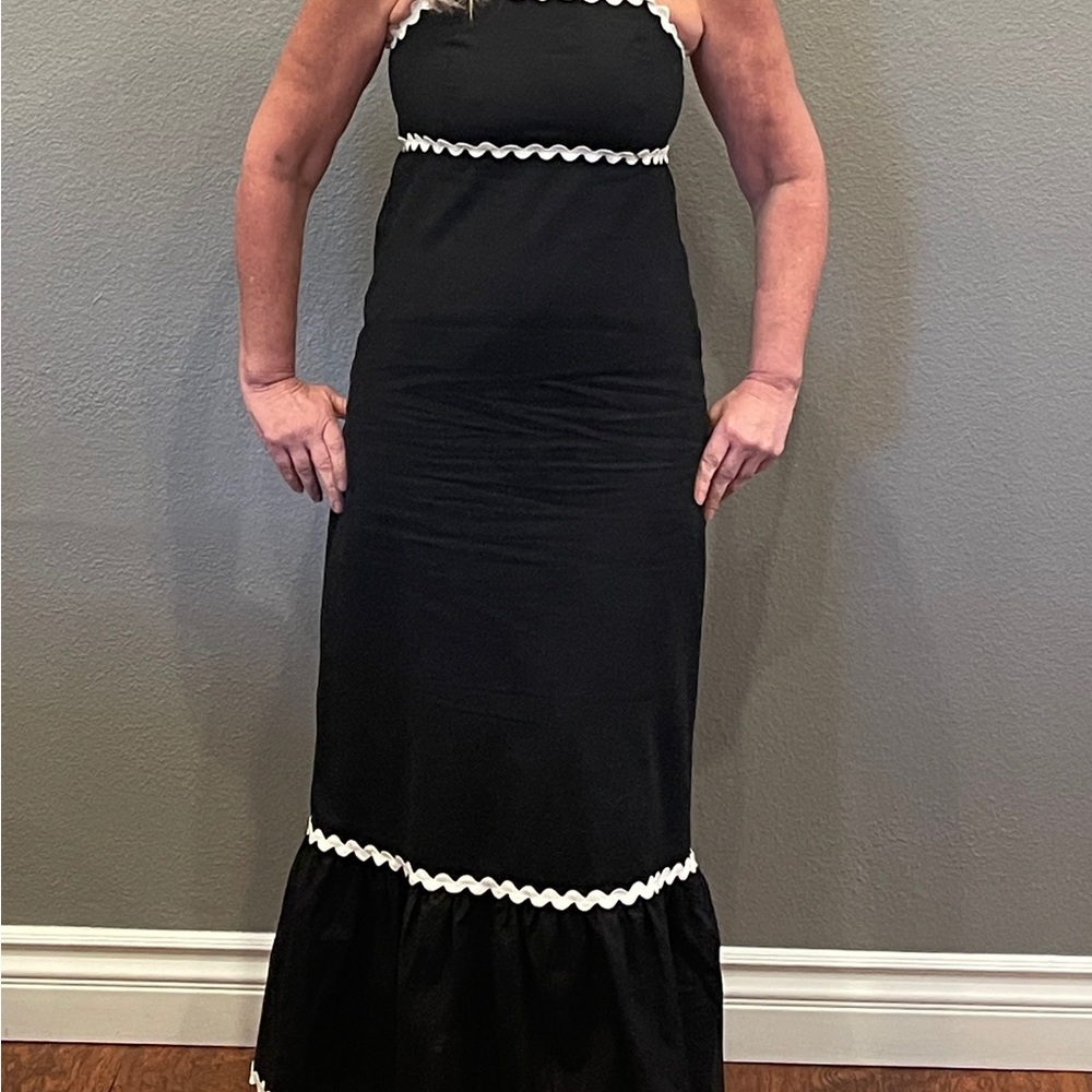 Sincerely Jules Black and White Maxi Dress